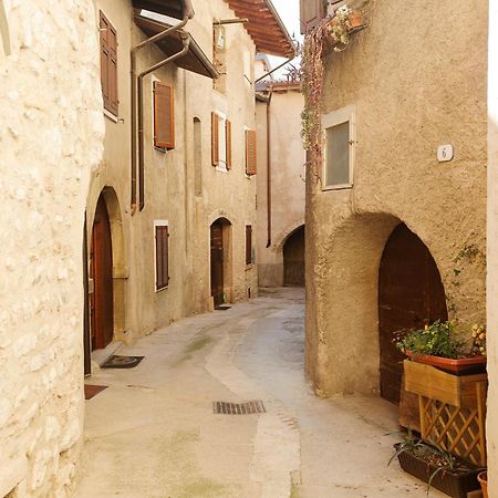 Appartamento Malu Morgana - Happy Rentals Tenno Exterior photo